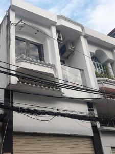 Bán nhà mặt tiền gần Trường Chinh, phường 15 Tân Bình, 37m2, Nhà đẹp tiện KD và cho thuê, Giá 5 tỷ 8xx.